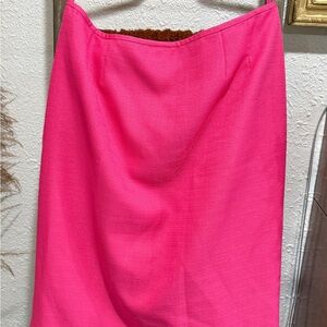 Le Suit Vibrant Pink Pencil Skirt